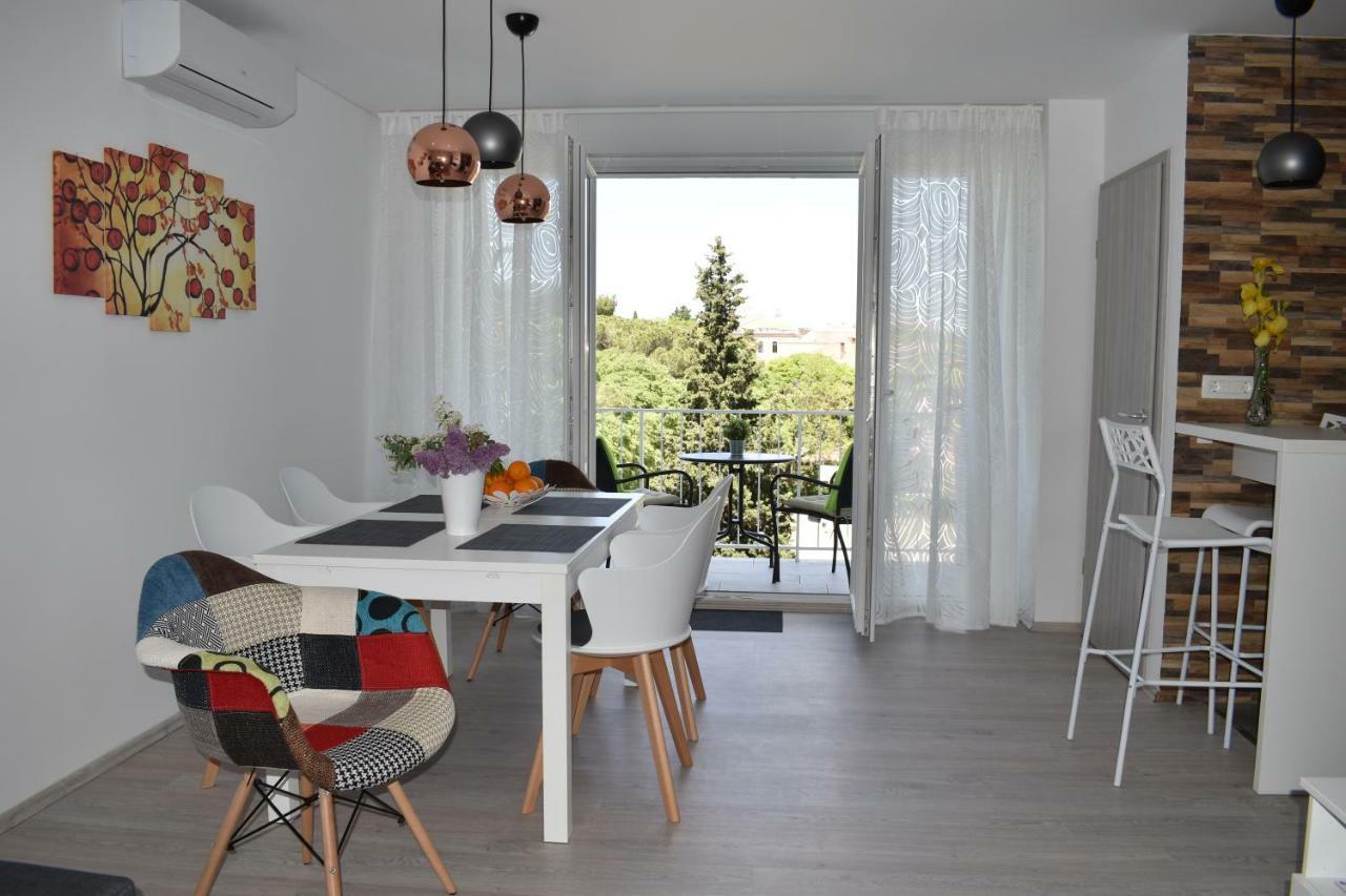 Valkane Apartment Pula Extérieur photo